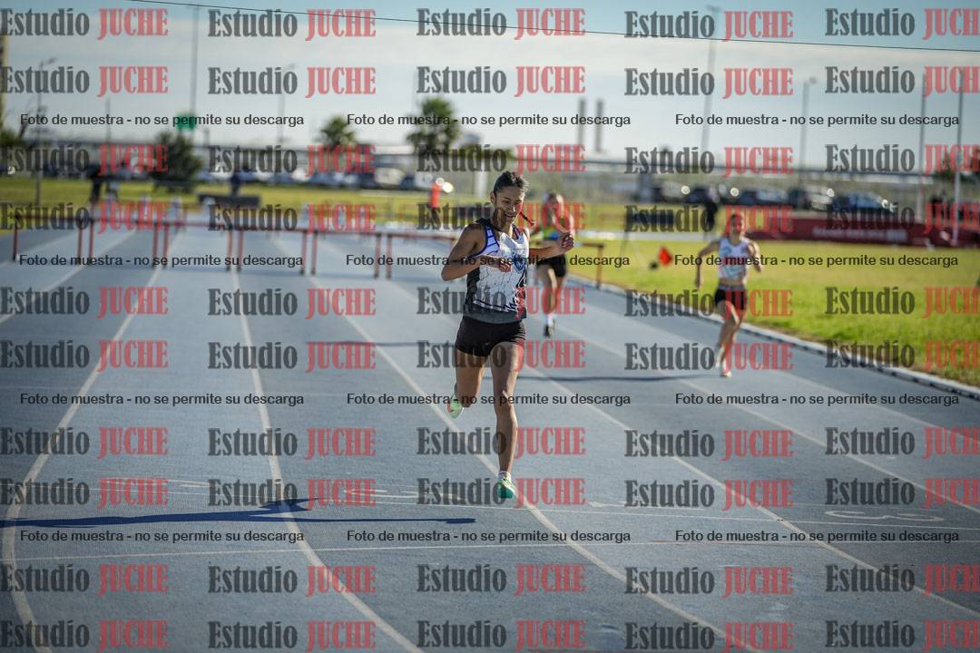 Fotos de los 400 m con vallas de mujeres