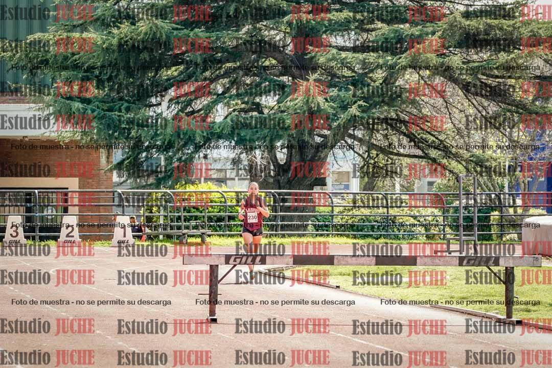 Fotos de los 1500 m con obstáculos de mujeres