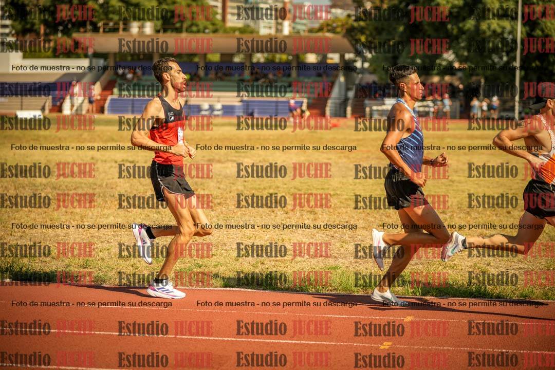 Fotos de los 3000 m llanos de varones