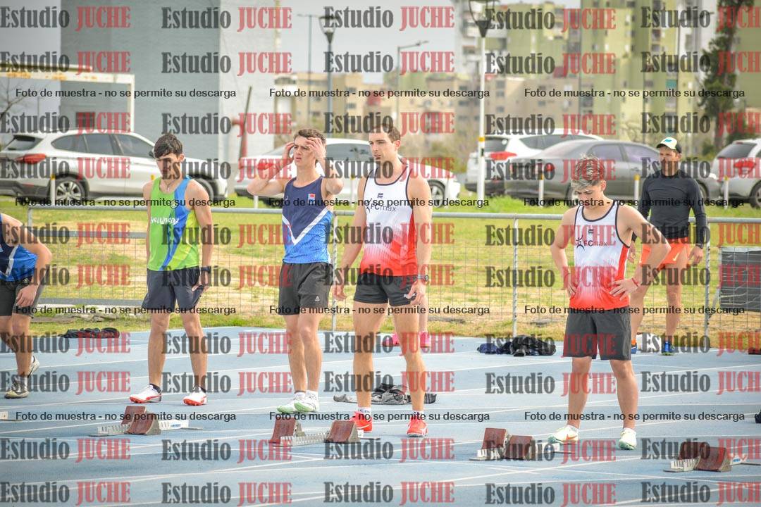 Fotos de los 100 m llanos de varones
