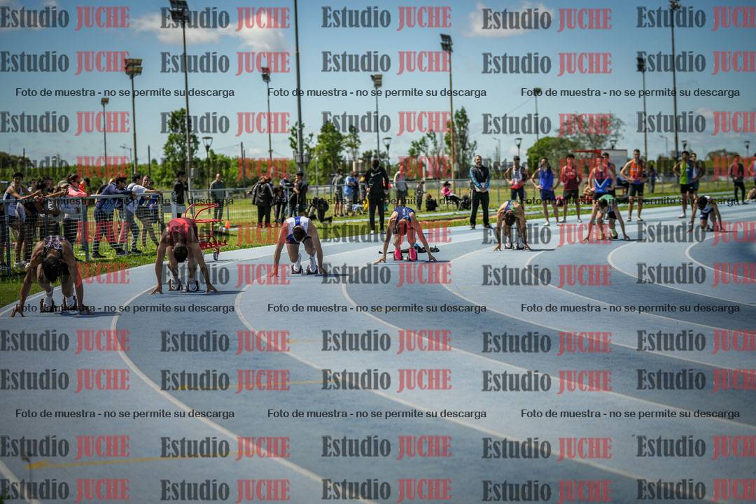 Fotos de los 200 m llanos de varones
