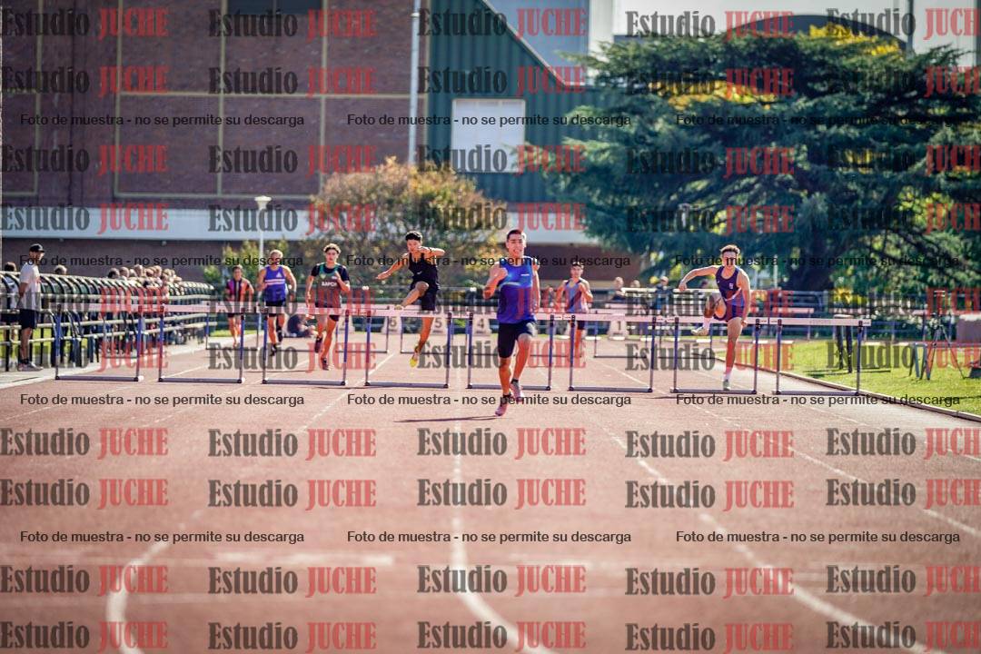Fotos de los 400 m con vallas de varones