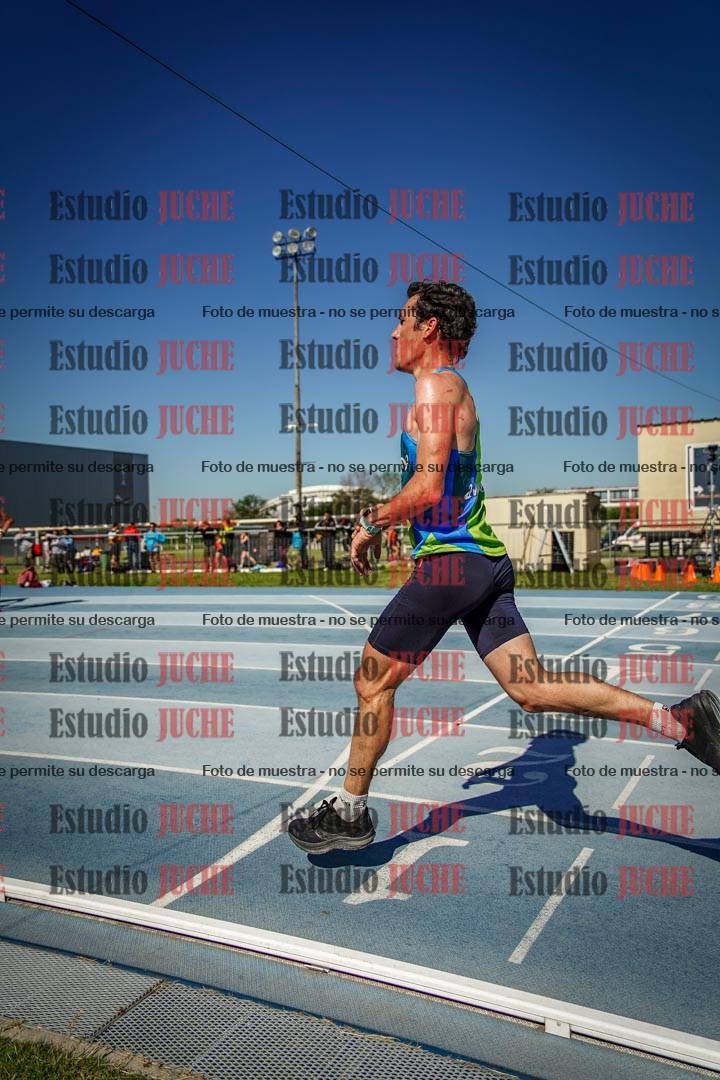 Fotos de los 5000 m de mujeres y varones - serie 1