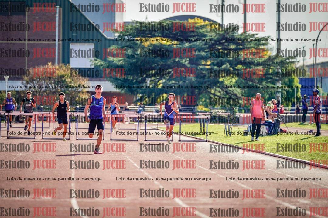 Fotos de los 400 m con vallas de varones