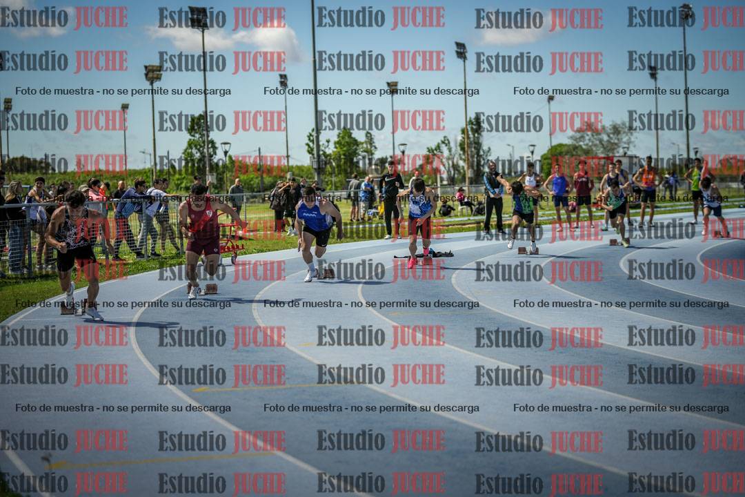 Fotos de los 200 m llanos de varones