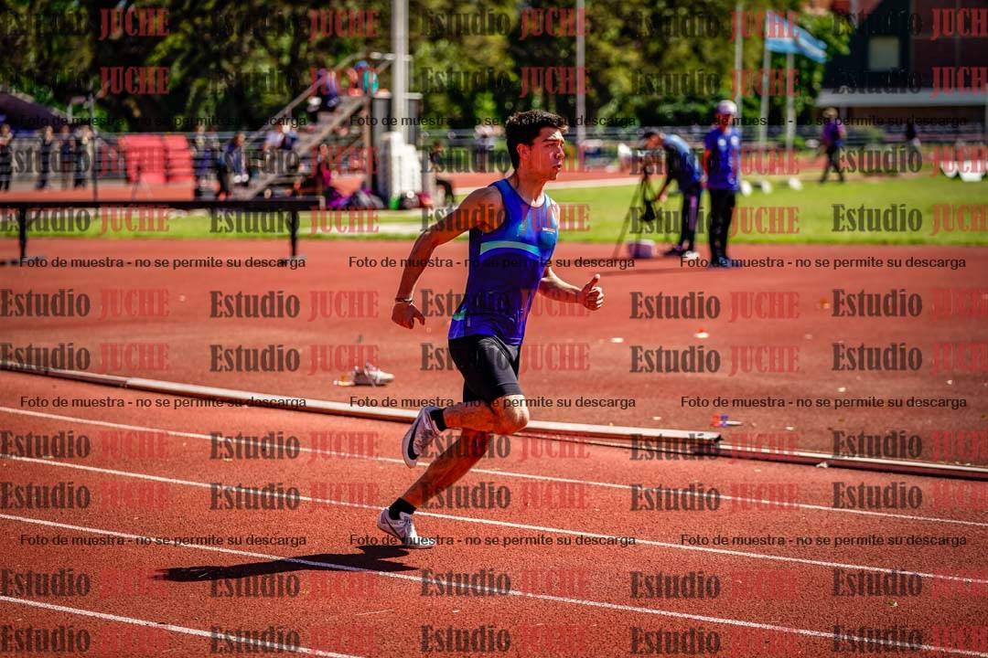Fotos de los 400 m con vallas de varones