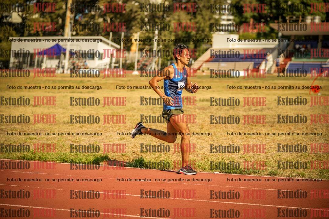 Fotos de los 3000 m llanos de varones