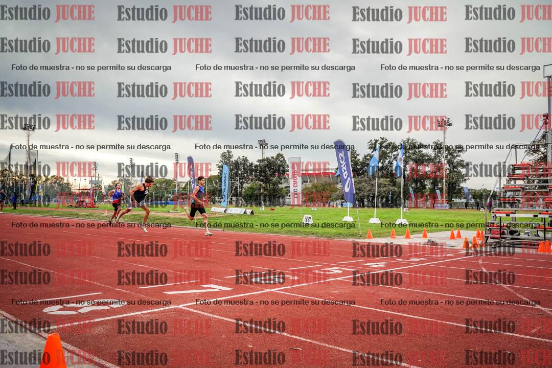 Fotos de los 400 m con vallas de varones