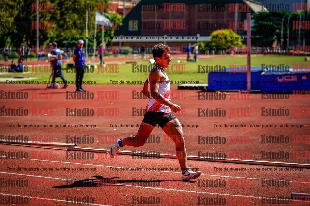 Fotos de los 400 m con vallas de varones