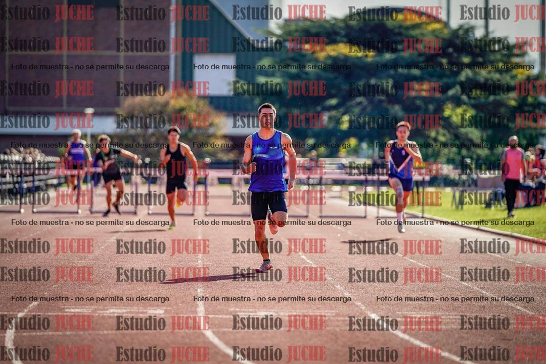 Fotos de los 400 m con vallas de varones