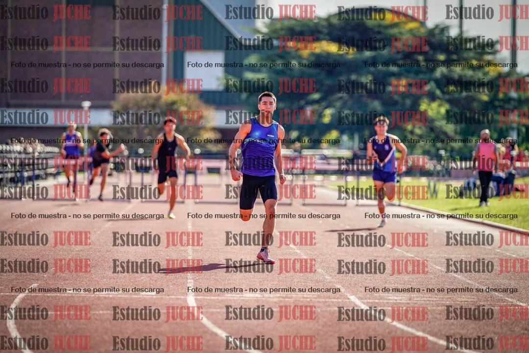 Fotos de los 400 m con vallas de varones