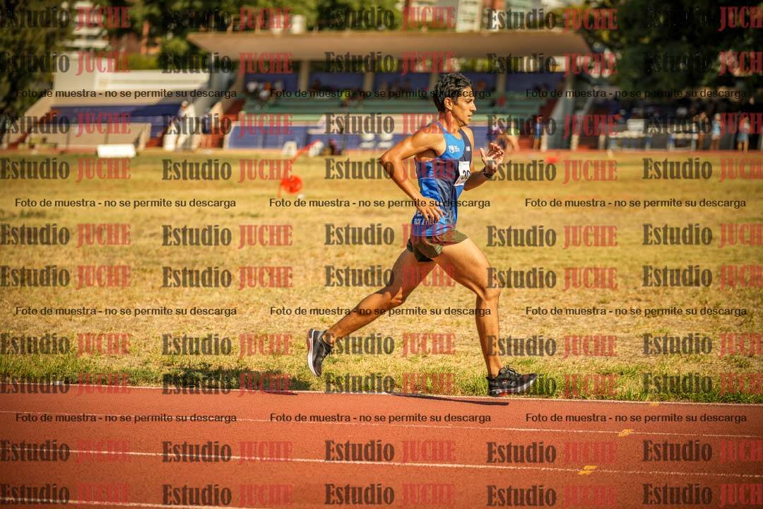 Fotos de los 3000 m llanos de varones