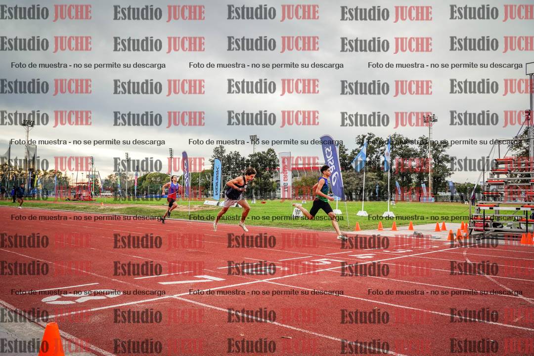 Fotos de los 400 m con vallas de varones
