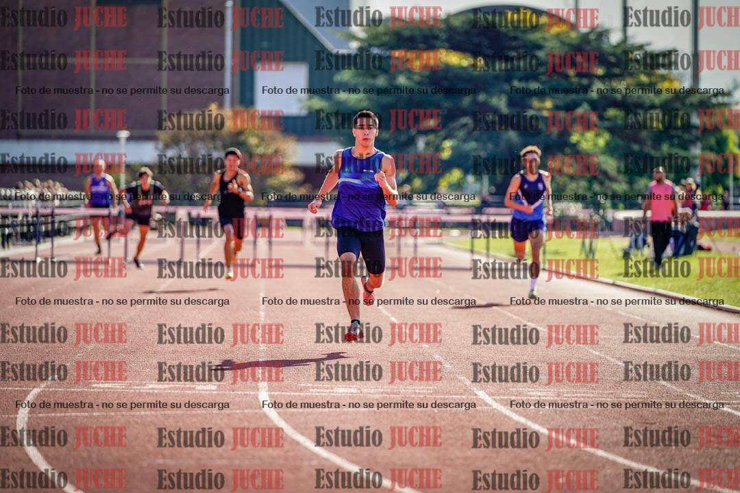 Fotos de los 400 m con vallas de varones