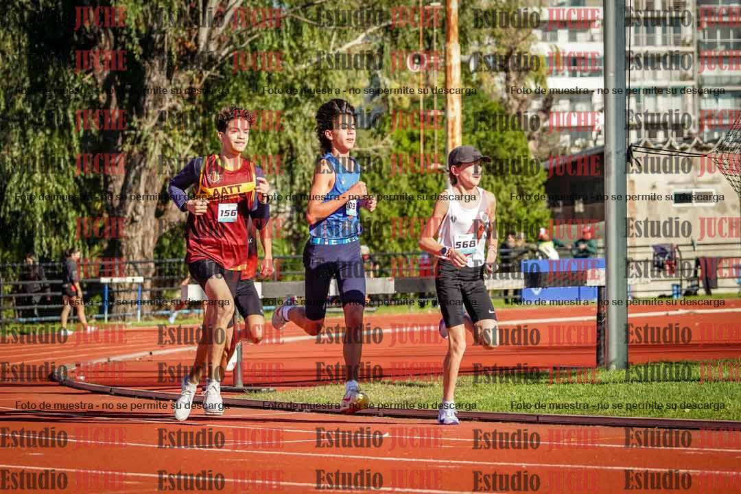 Fotos de los 2400 m de varones
