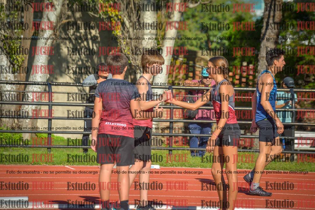 Fotos del salto en alto - grupo 1