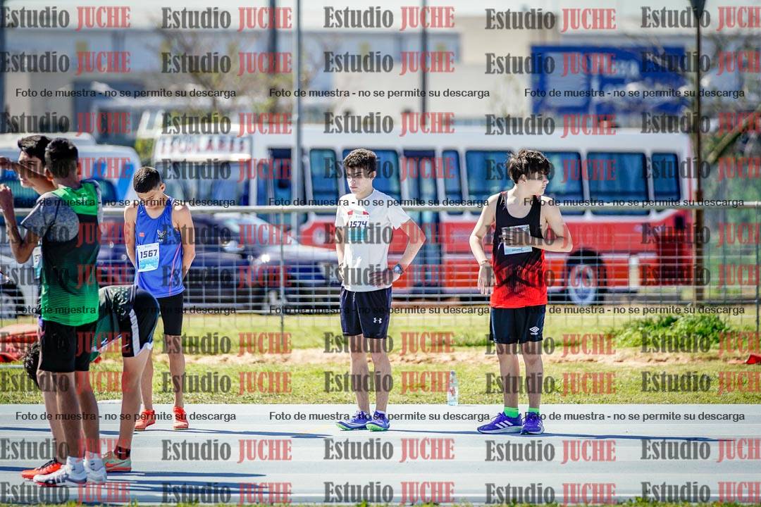 Fotos de los 600 m llanos de varones