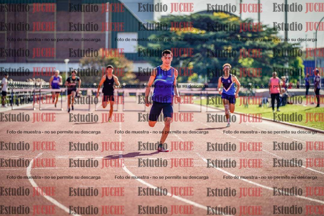 Fotos de los 400 m con vallas de varones