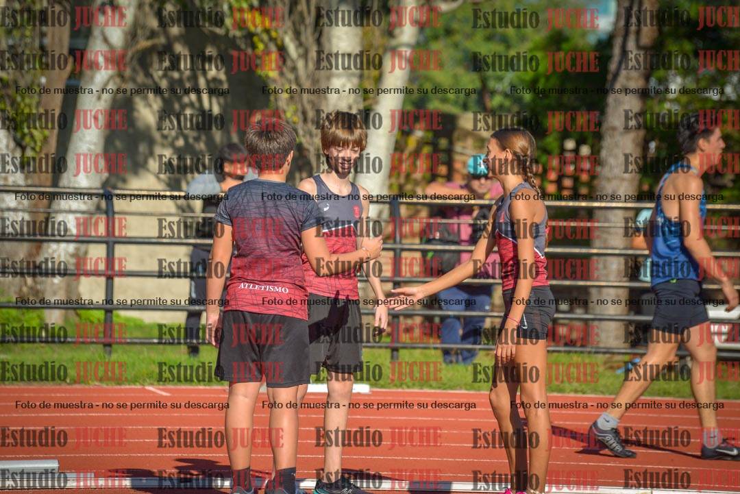 Fotos del salto en alto - grupo 1