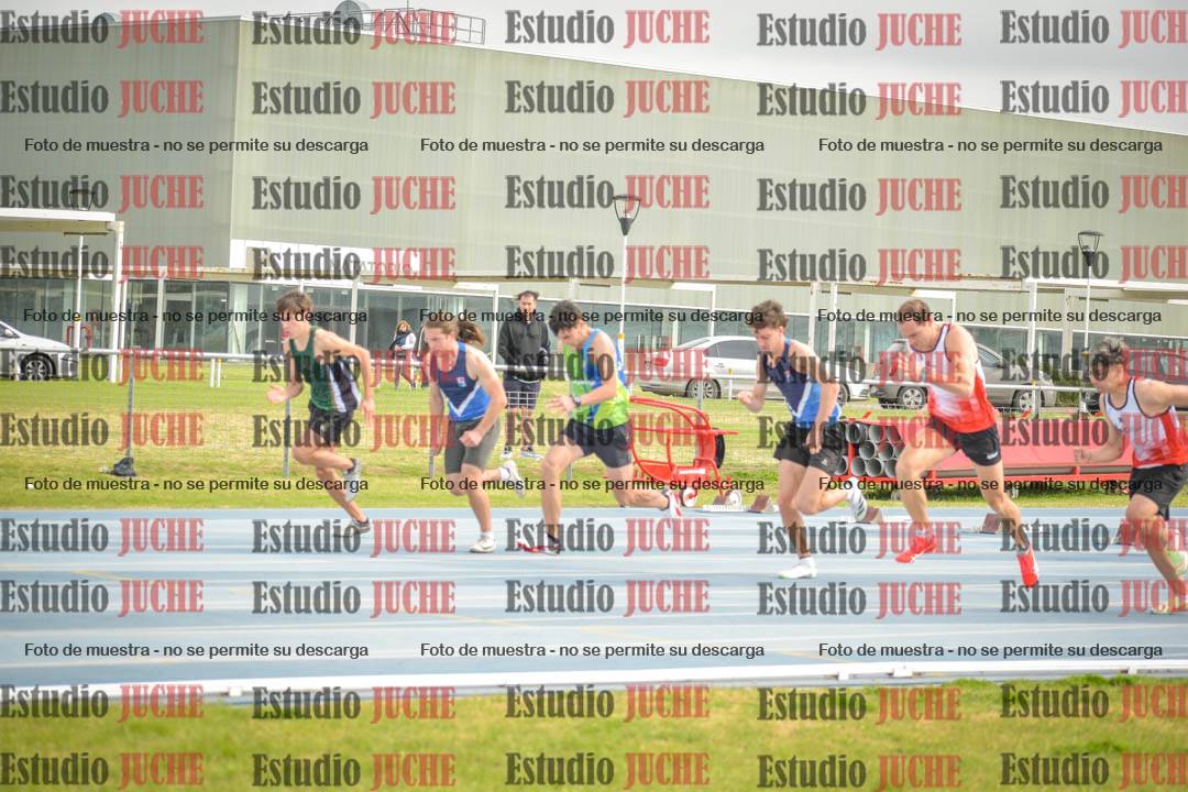 Fotos de los 100 m llanos de varones