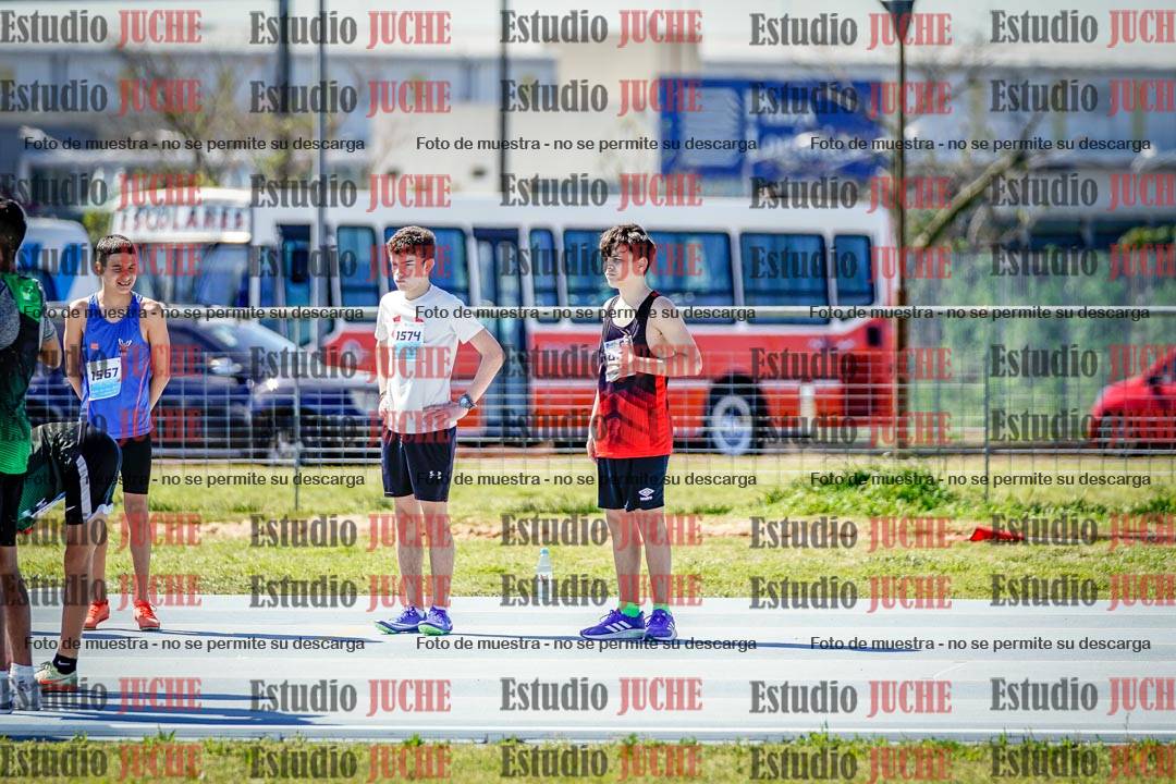 Fotos de los 600 m llanos de varones