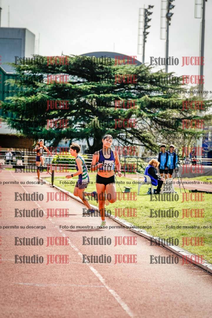 Fotos de los 1500 m con obstáculos de mujeres