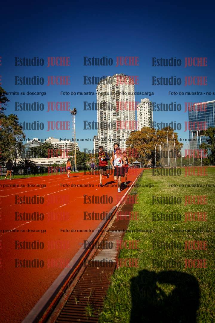 Fotos de los 2400 m de varones