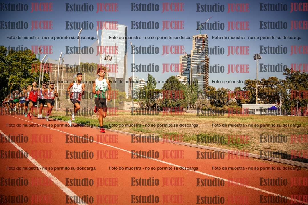 Fotos de los 3000 m llanos de varones