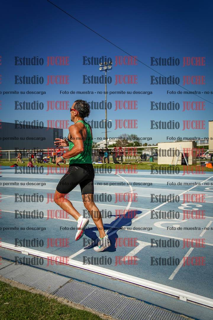 Fotos de los 5000 m de mujeres y varones - serie 1