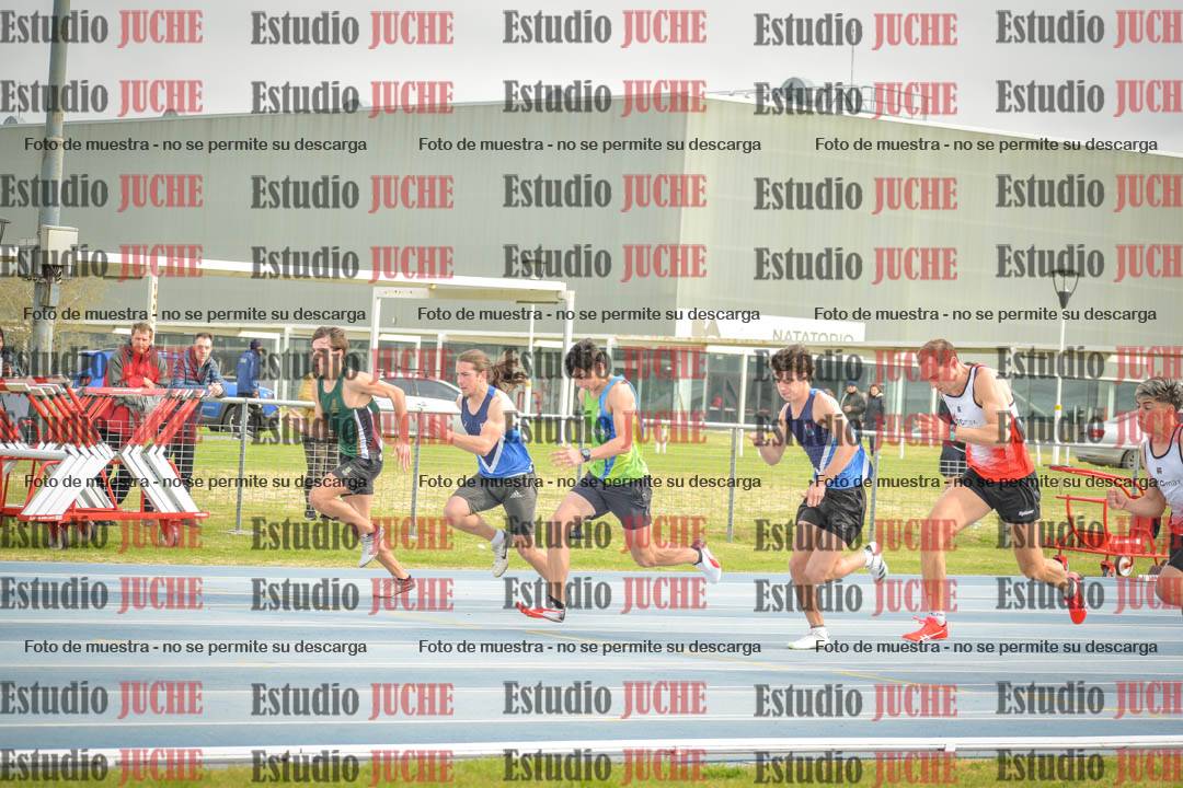 Fotos de los 100 m llanos de varones