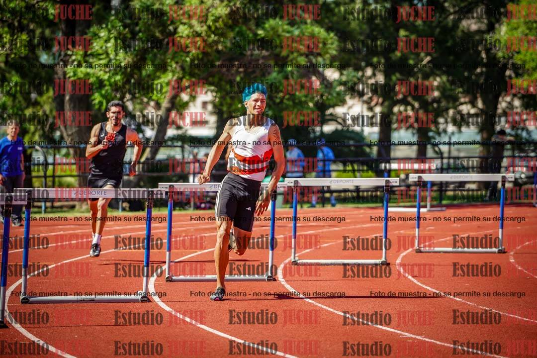 Fotos de los 400 m con vallas de varones