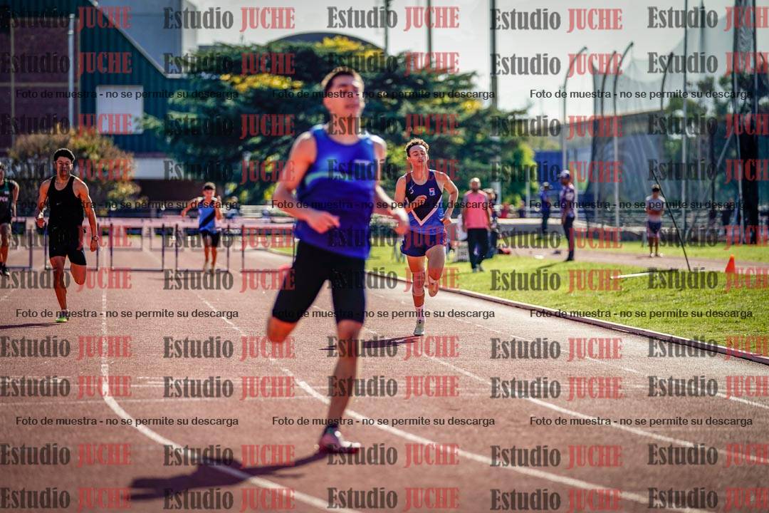 Fotos de los 400 m con vallas de varones