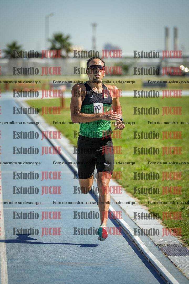 Fotos de los 5000 m de mujeres y varones - serie 1