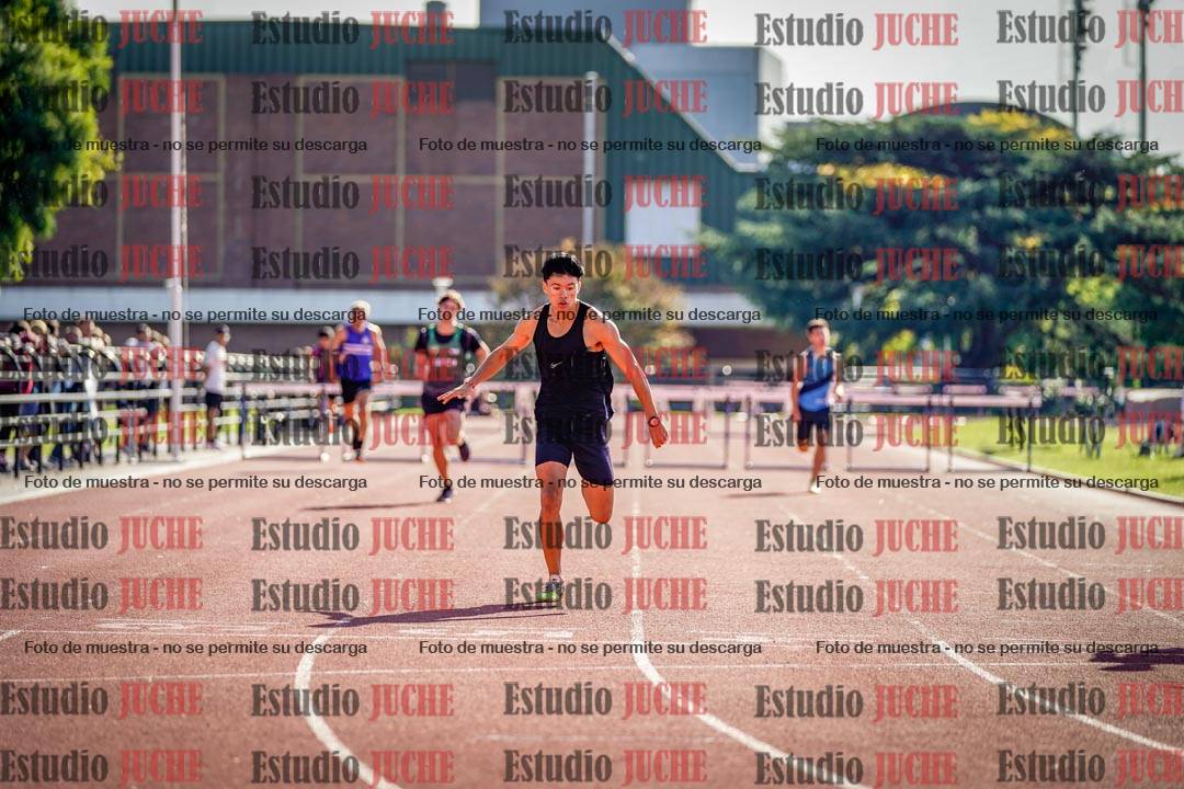 Fotos de los 400 m con vallas de varones