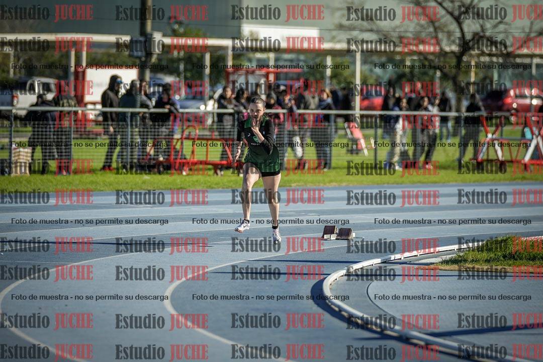Fotos de los 400 m con vallas de mujeres