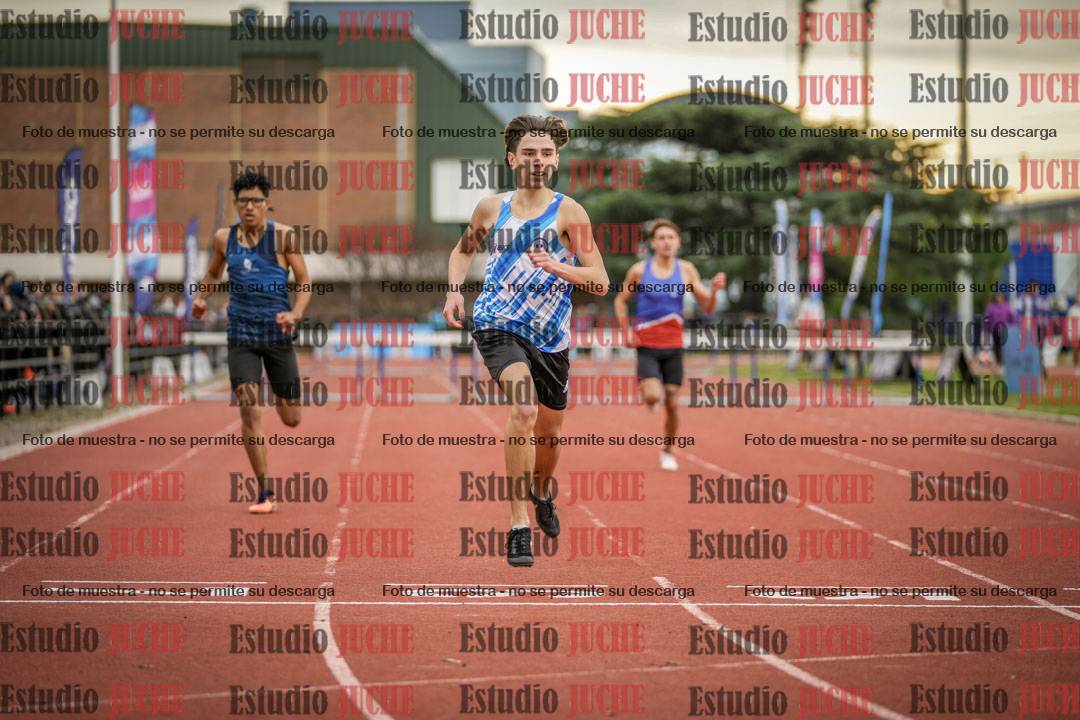 Fotos de los 400 m con vallas de varones