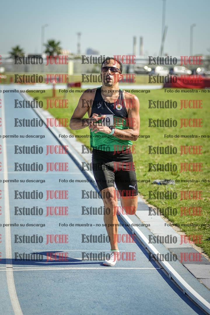 Fotos de los 5000 m de mujeres y varones - serie 1