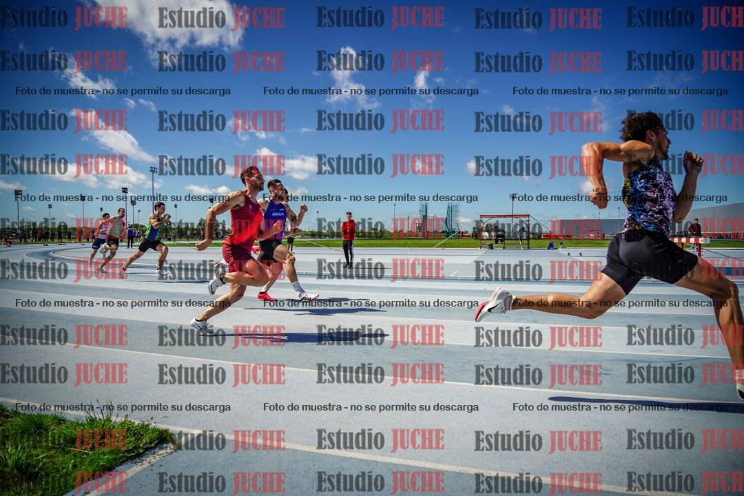 Fotos de los 200 m llanos de varones