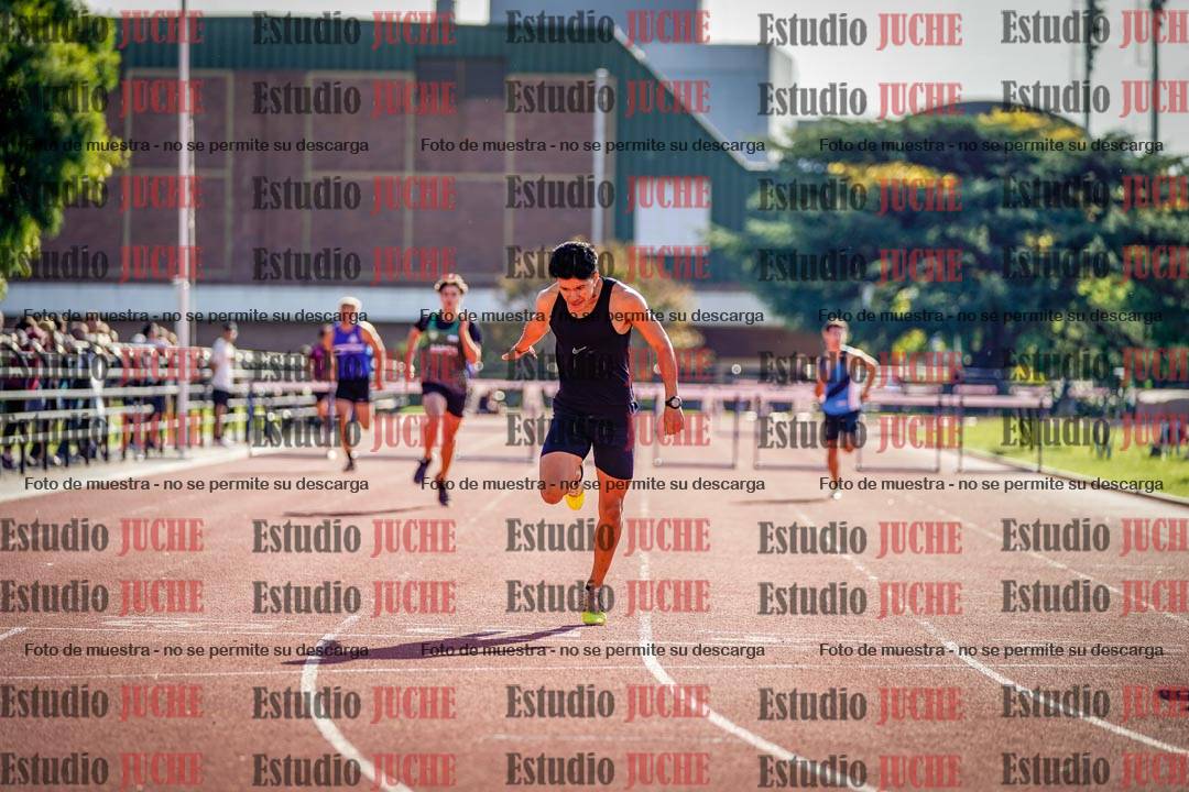 Fotos de los 400 m con vallas de varones