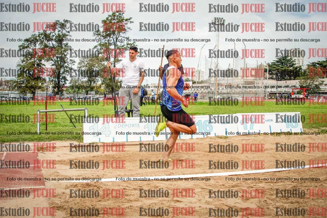 Fotos del salto triple de varones