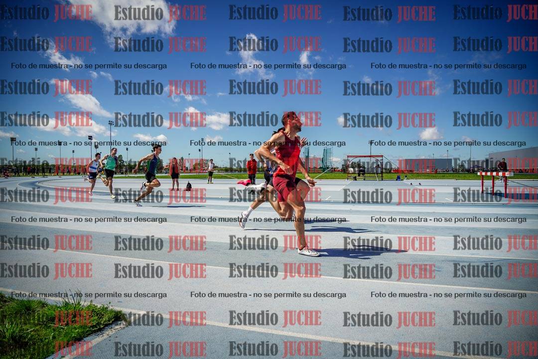 Fotos de los 200 m llanos de varones