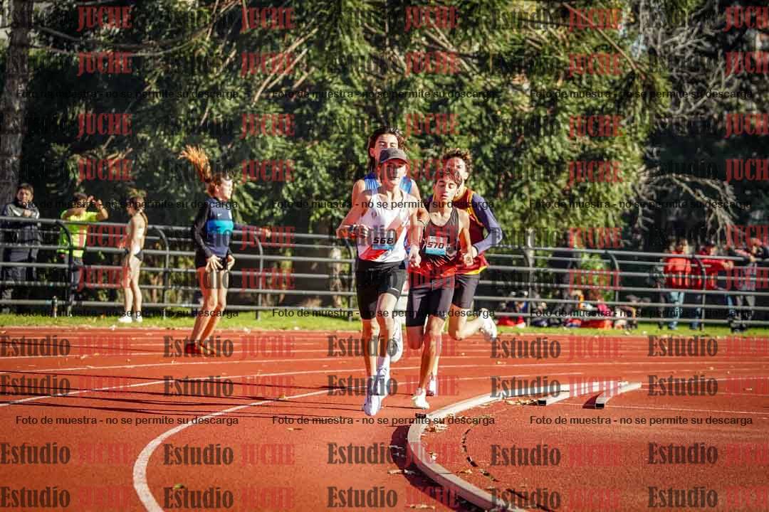 Fotos de los 2400 m de varones