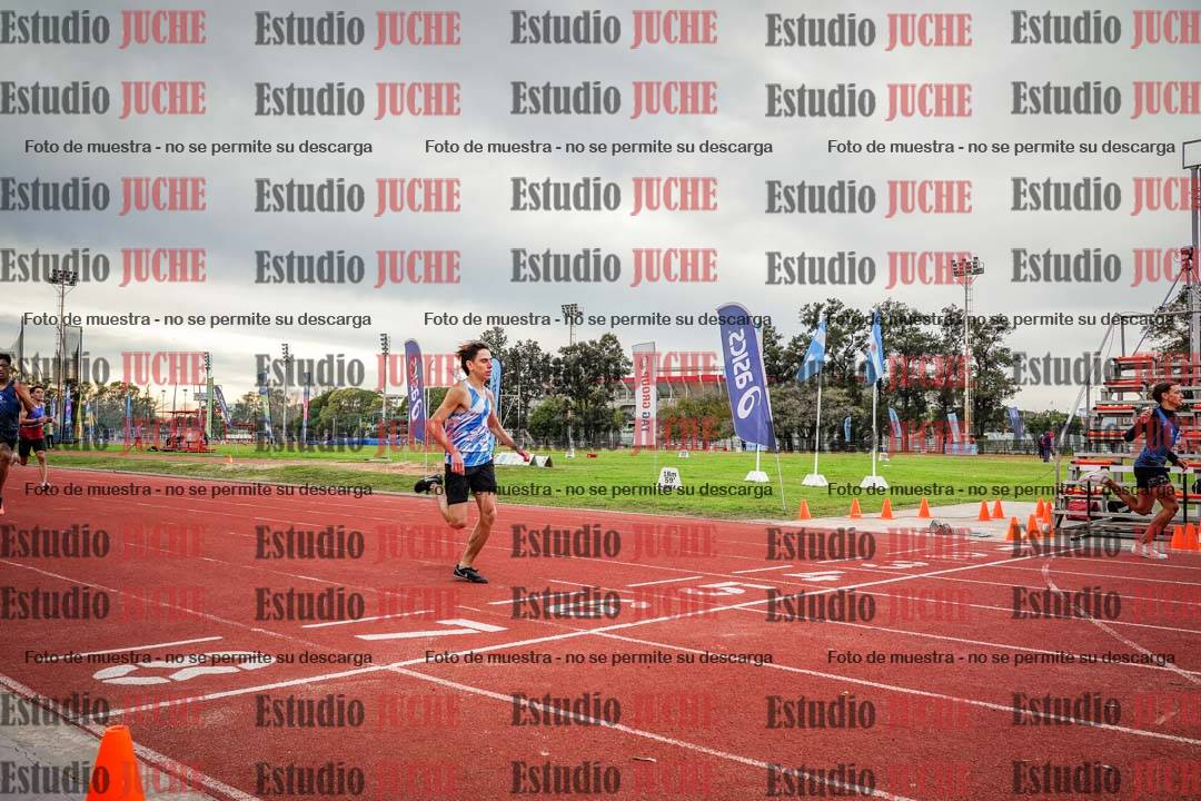 Fotos de los 400 m con vallas de varones