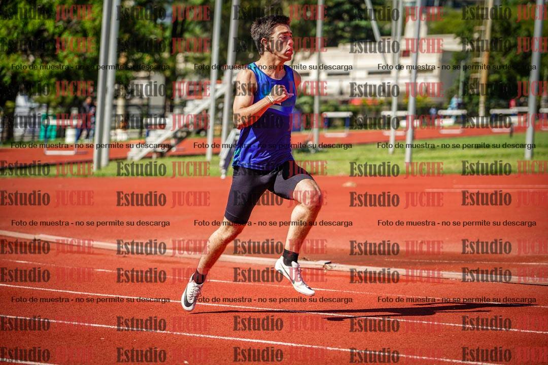 Fotos de los 400 m con vallas de varones