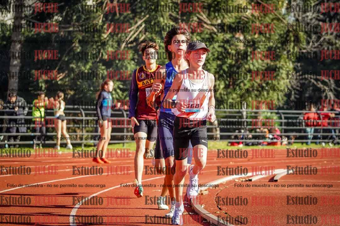 Fotos de los 2400 m de varones