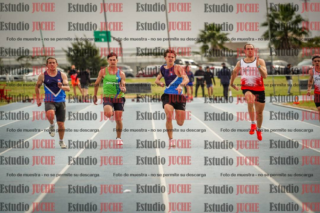 Fotos de los 100 m llanos de varones