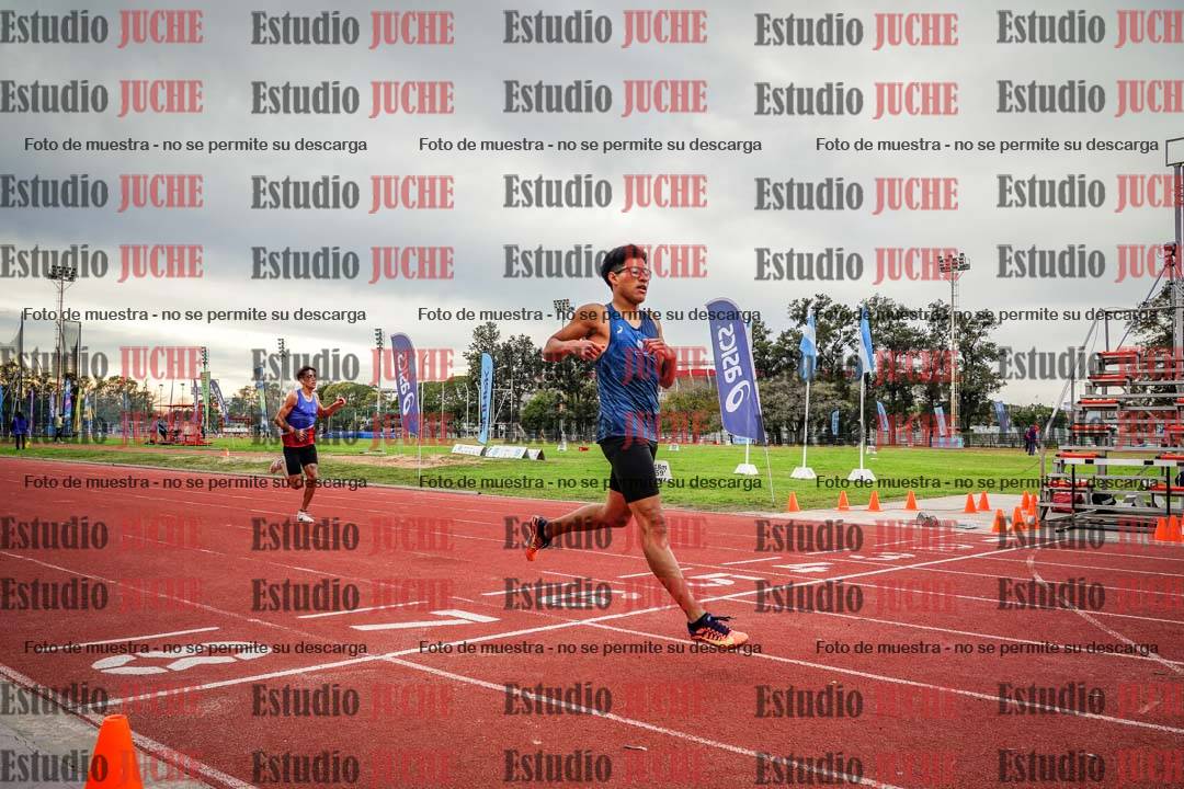 Fotos de los 400 m con vallas de varones