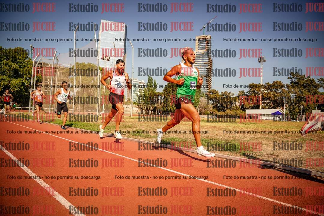 Fotos de los 3000 m llanos de varones