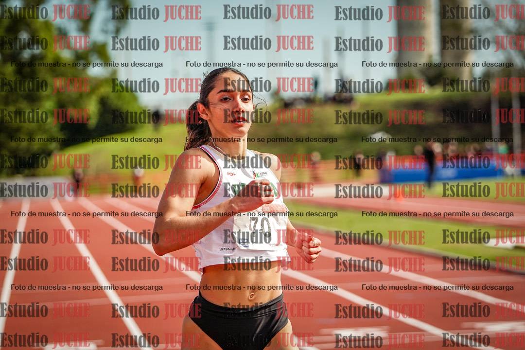 Fotos de algunos extras y podios del día 3