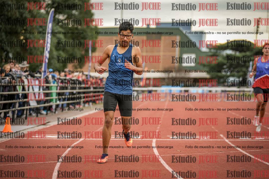 Fotos de los 400 m con vallas de varones
